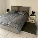 Agreable 2 Pieces Climatise Parking Gratuit *