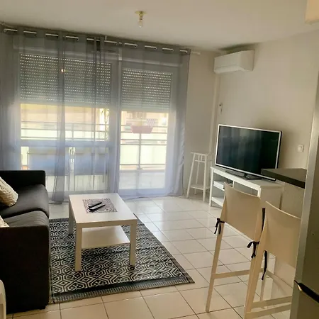 Agreable 2 Pieces Climatise Parking Gratuit * Antibes